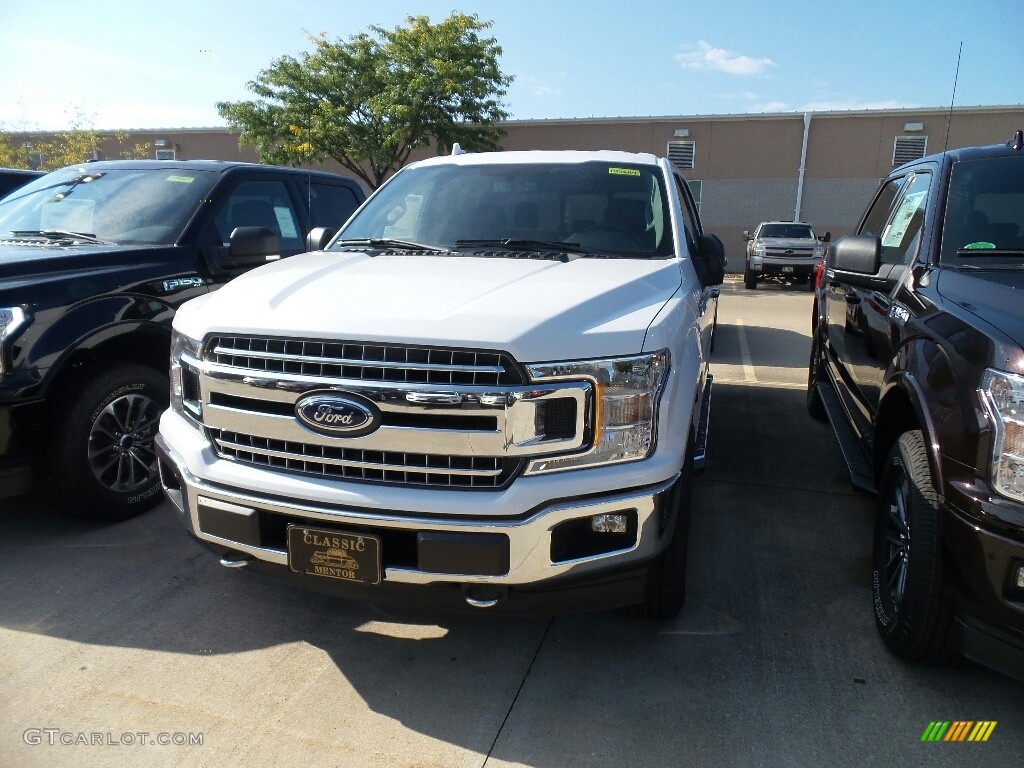 2018 F150 XLT SuperCrew 4x4 - Oxford White / Earth Gray photo #1