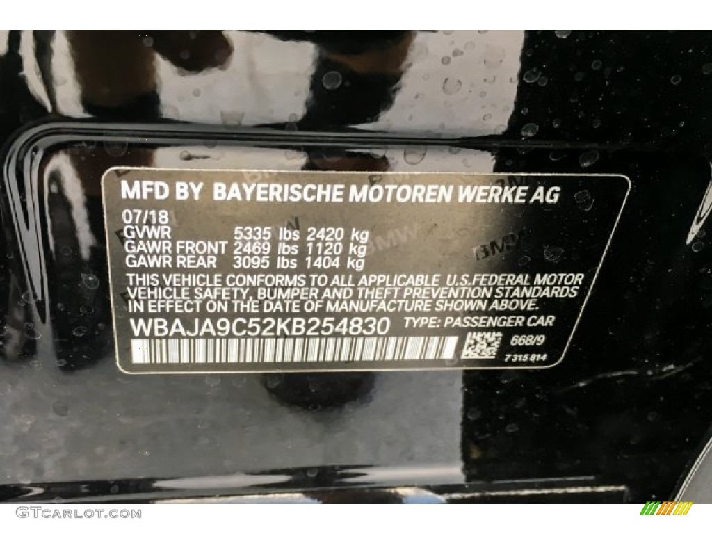 2019 5 Series Color Code 668 for Jet Black Photo #129806675