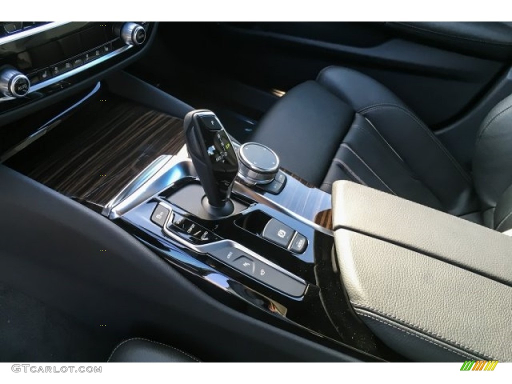 2019 5 Series 530e iPerformance Sedan - Glacier Silver Metallic / Black photo #7
