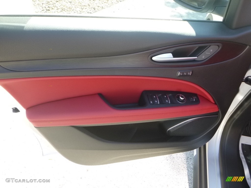 2019 Alfa Romeo Stelvio AWD Door Panel Photos