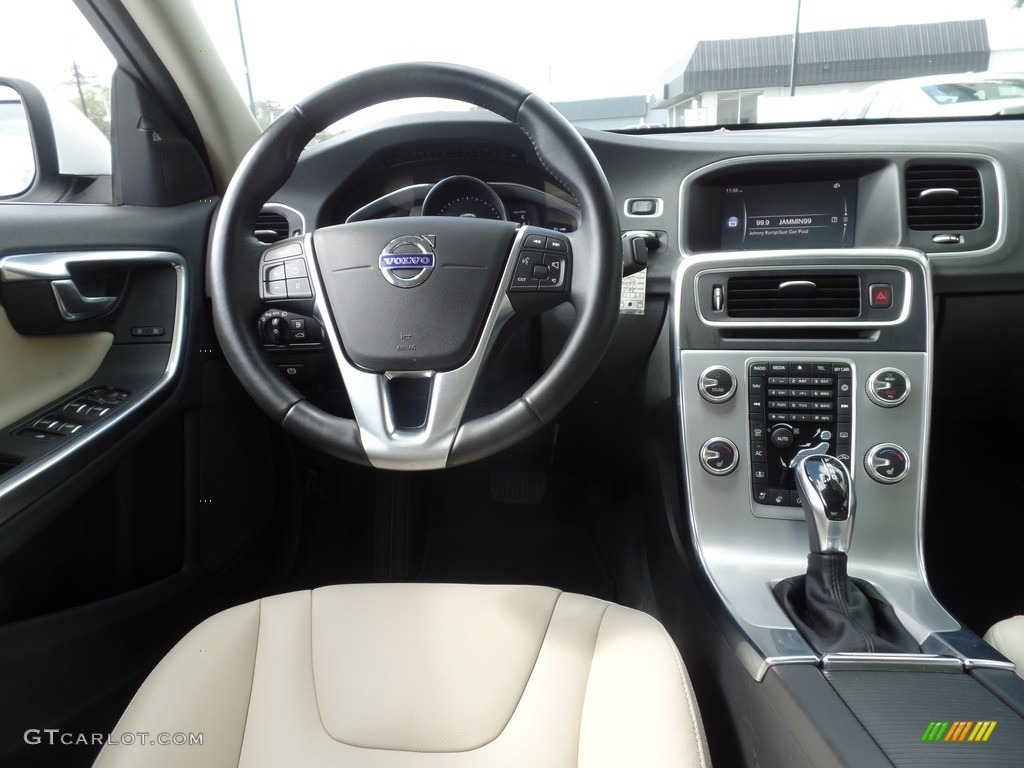 2018 S60 T5 Inscription - Ice White / Beige photo #15