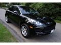 Black - Macan  Photo No. 8