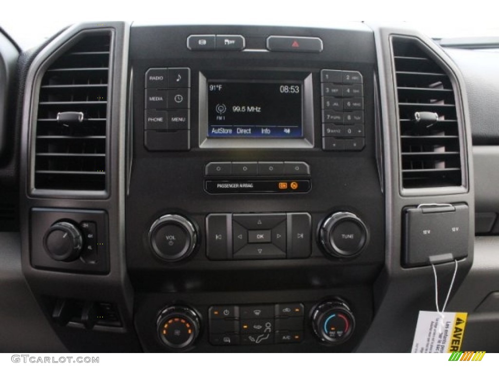 2019 Ford F450 Super Duty XL Crew Cab 4x4 Chassis Controls Photo #129813203