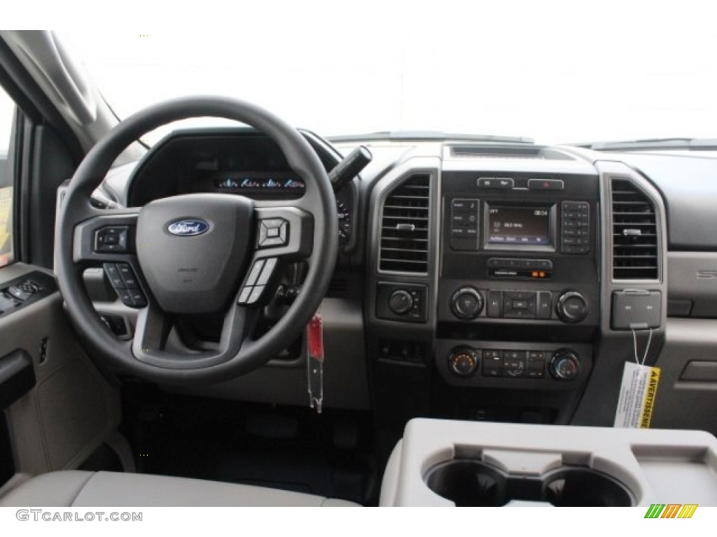 2019 Ford F450 Super Duty XL Crew Cab 4x4 Chassis Earth Gray Dashboard Photo #129813281