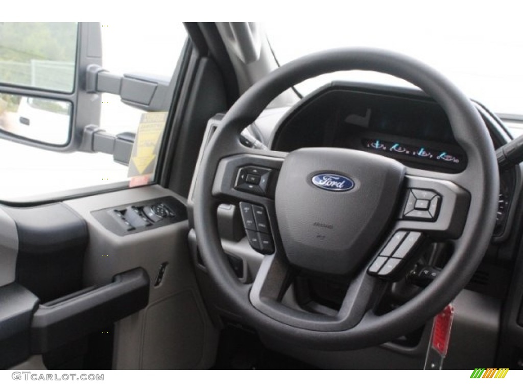 2019 Ford F450 Super Duty XL Crew Cab 4x4 Chassis Steering Wheel Photos