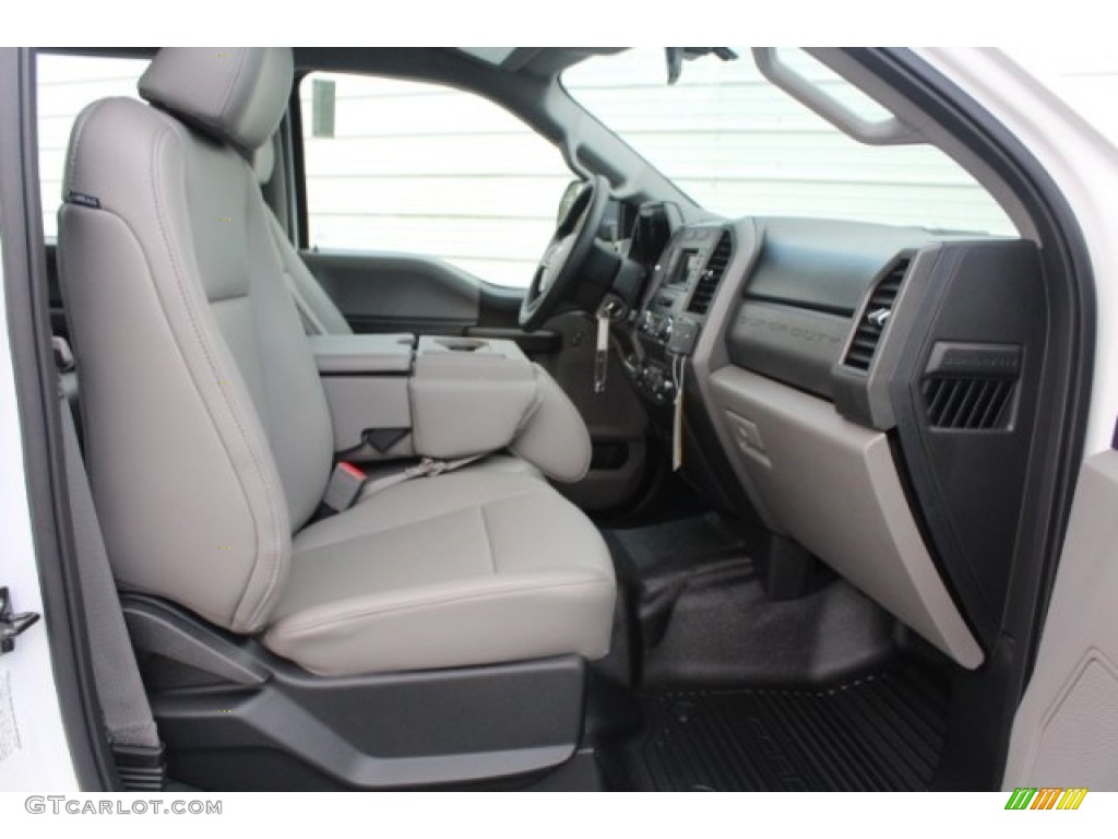 Earth Gray Interior 2019 Ford F450 Super Duty XL Crew Cab 4x4 Chassis Photo #129813365