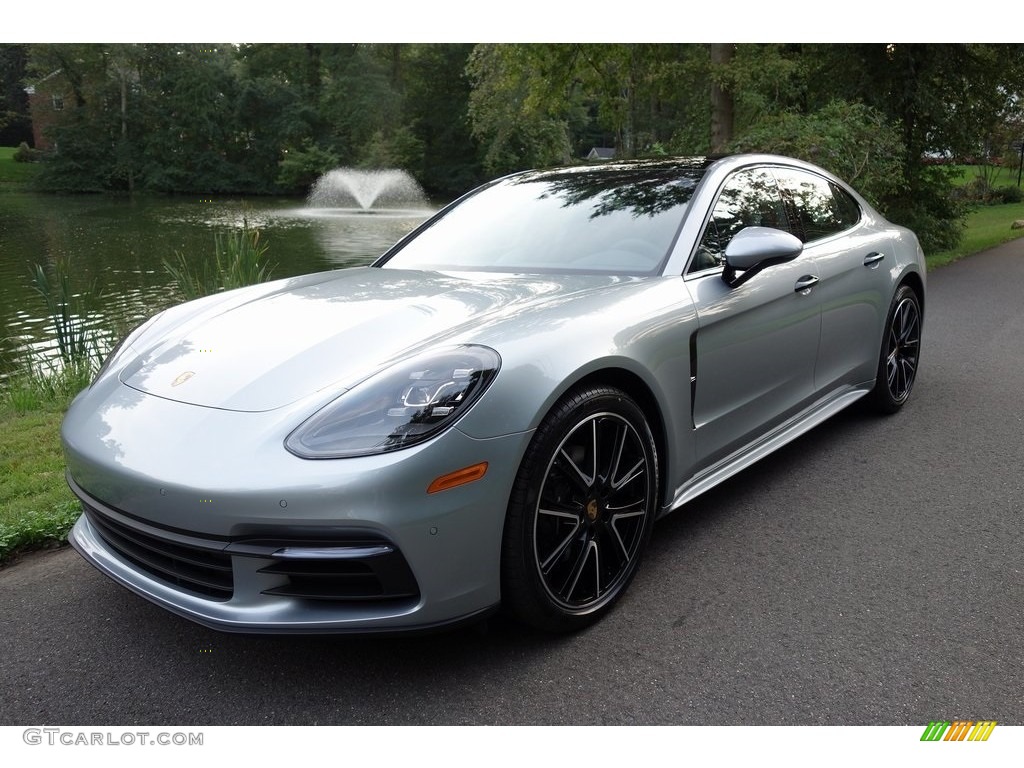 Rhodium Silver Metallic 2018 Porsche Panamera 4 Exterior Photo #129813449