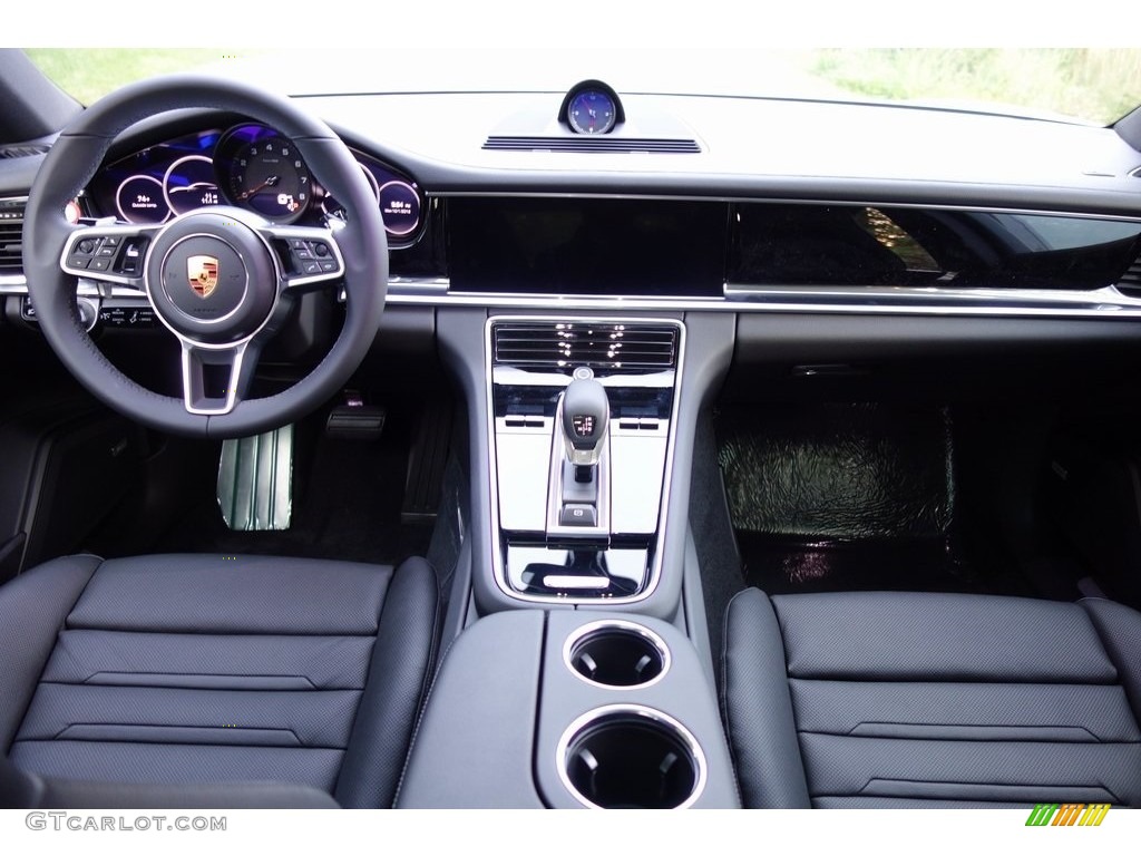 2018 Porsche Panamera 4 Black Dashboard Photo #129813665