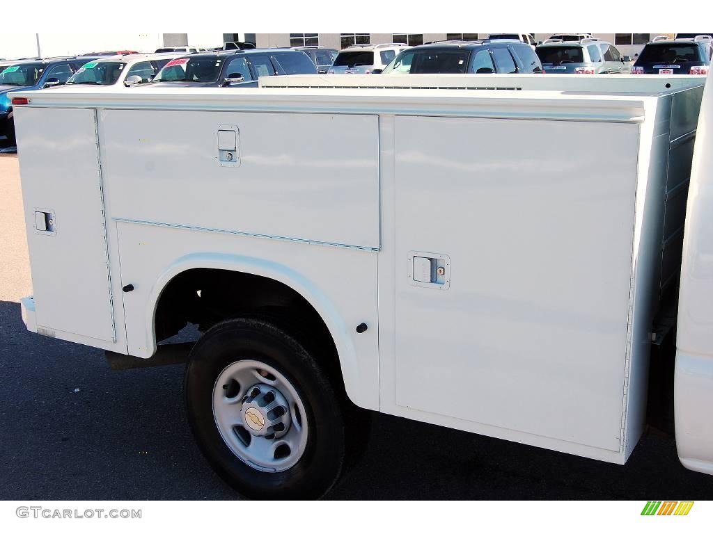 2006 Silverado 2500HD LT Extended Cab Chassis Commercial Utility - Summit White / Dark Charcoal photo #10