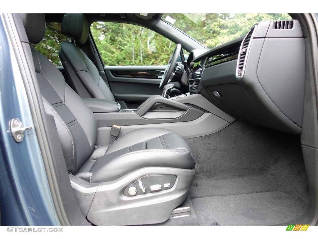 Black Interior 2019 Porsche Cayenne Standard Cayenne Model Photo #129815420