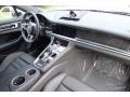 White - Panamera 4S Photo No. 16