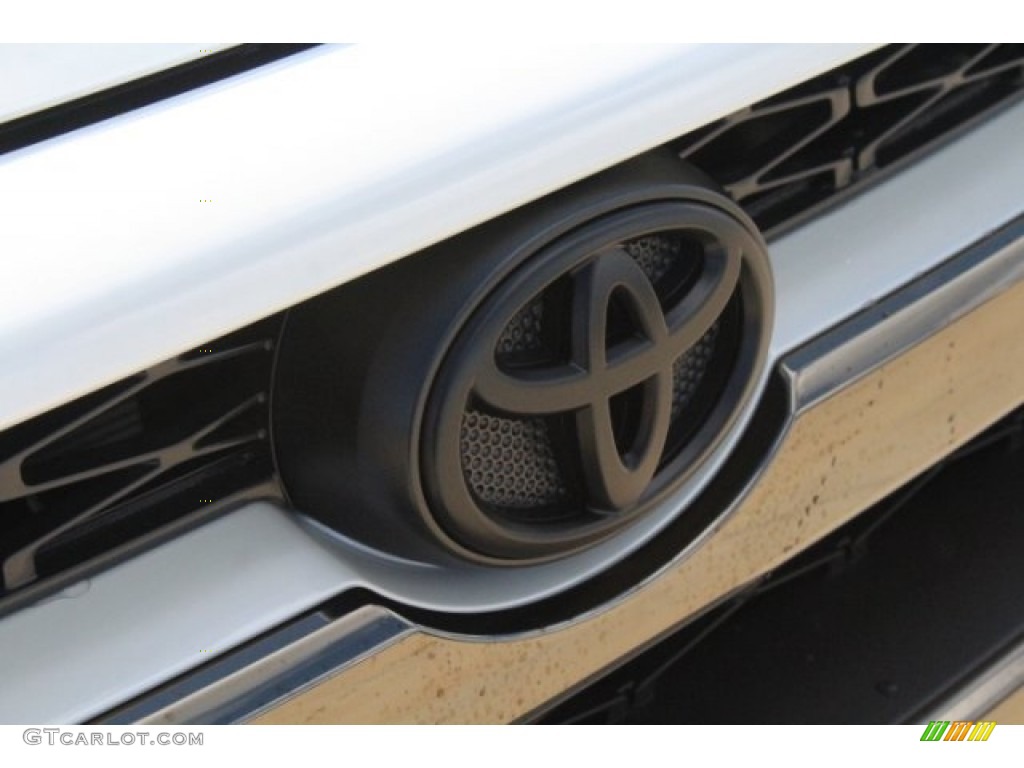 2019 Toyota 4Runner Nightshade Edition 4x4 Marks and Logos Photo #129819034
