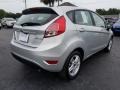Ingot Silver - Fiesta SE Hatchback Photo No. 5