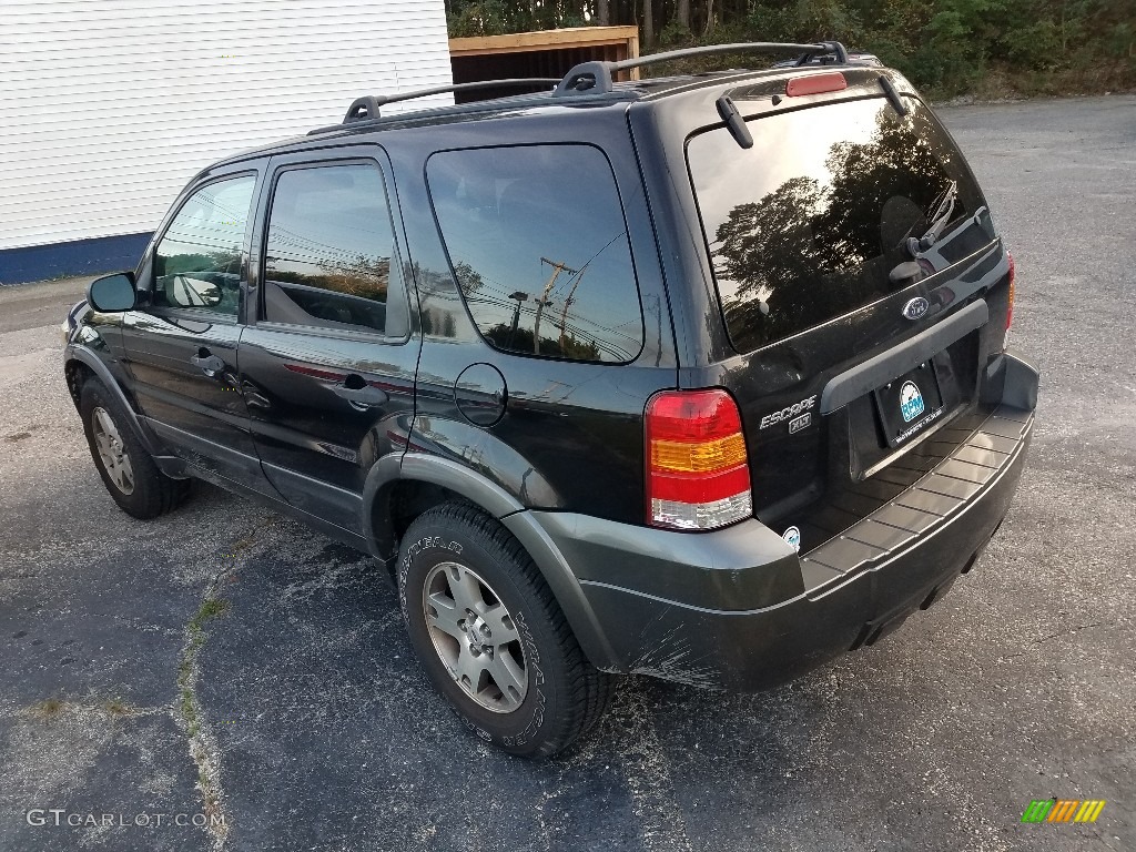 2005 Escape XLT V6 4WD - Black / Medium/Dark Flint Grey photo #2