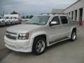 2007 Summit White Chevrolet Avalanche LT 4WD  photo #3