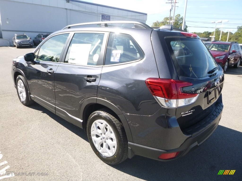 2019 Forester 2.5i - Dark Gray Metallic / Black photo #6