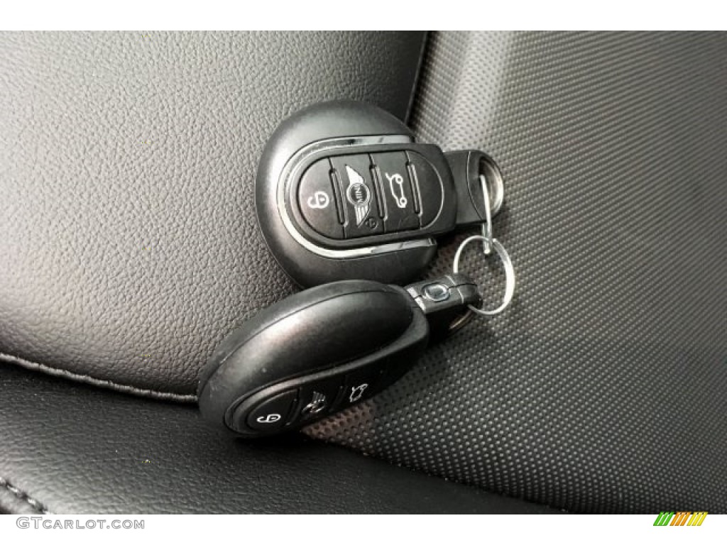 2017 Clubman Cooper S - British Racing Green II Metallic / Carbon Black photo #11