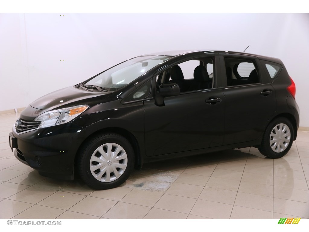 2014 Versa Note SV - Super Black / Charcoal photo #3