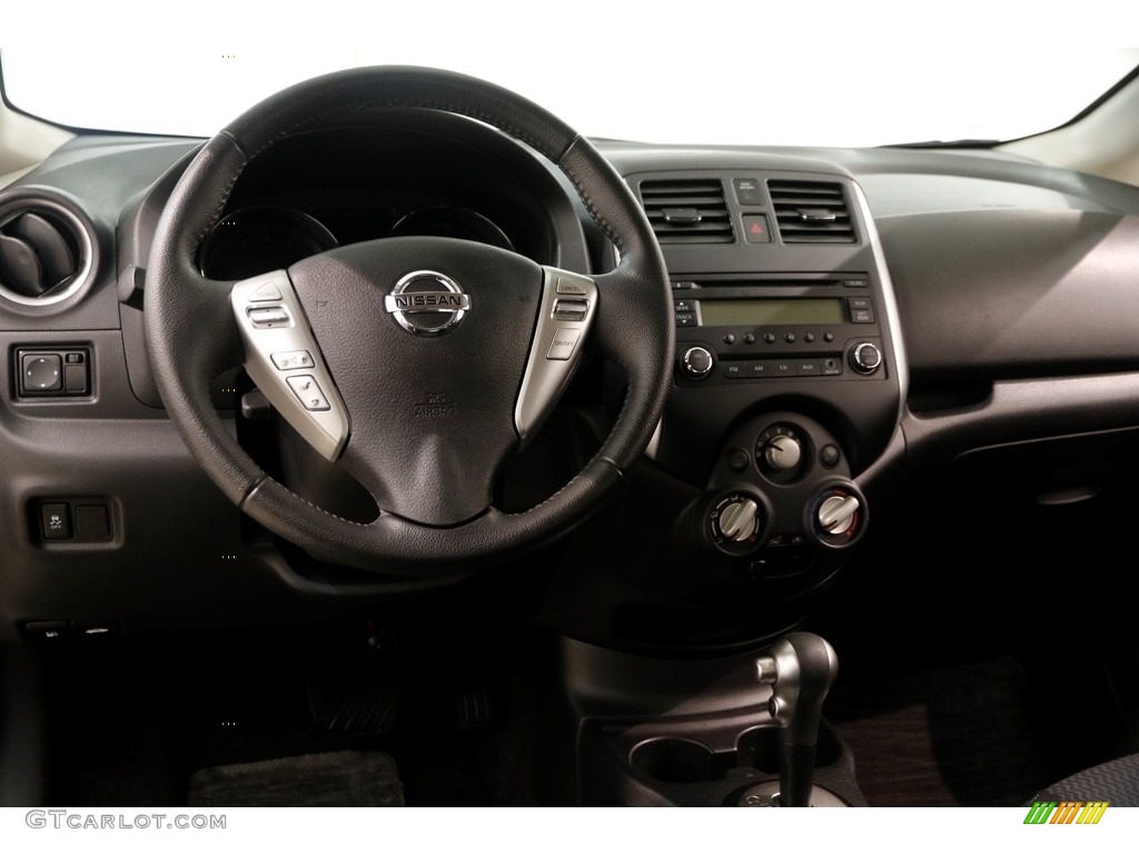 2014 Versa Note SV - Super Black / Charcoal photo #6