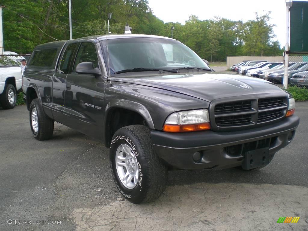 2002 Dakota Sport Club Cab 4x4 - Graphite Metallic / Dark Slate Gray photo #2