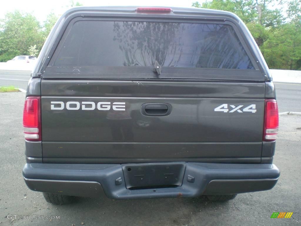 2002 Dakota Sport Club Cab 4x4 - Graphite Metallic / Dark Slate Gray photo #6