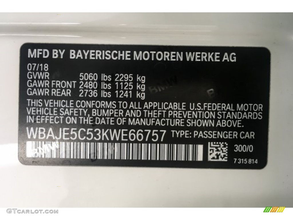2019 5 Series 540i Sedan - Alpine White / Black photo #11