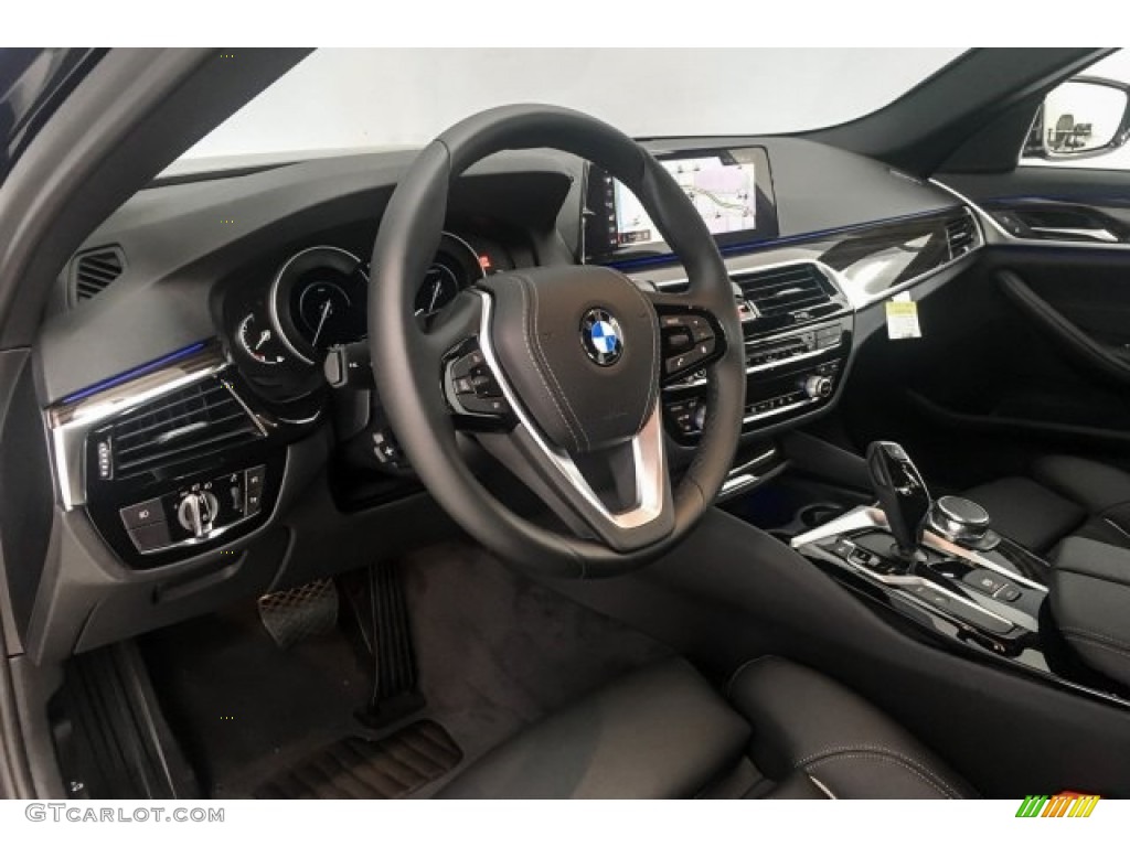 2018 5 Series 530e iPerfomance Sedan - Jet Black / Black photo #4