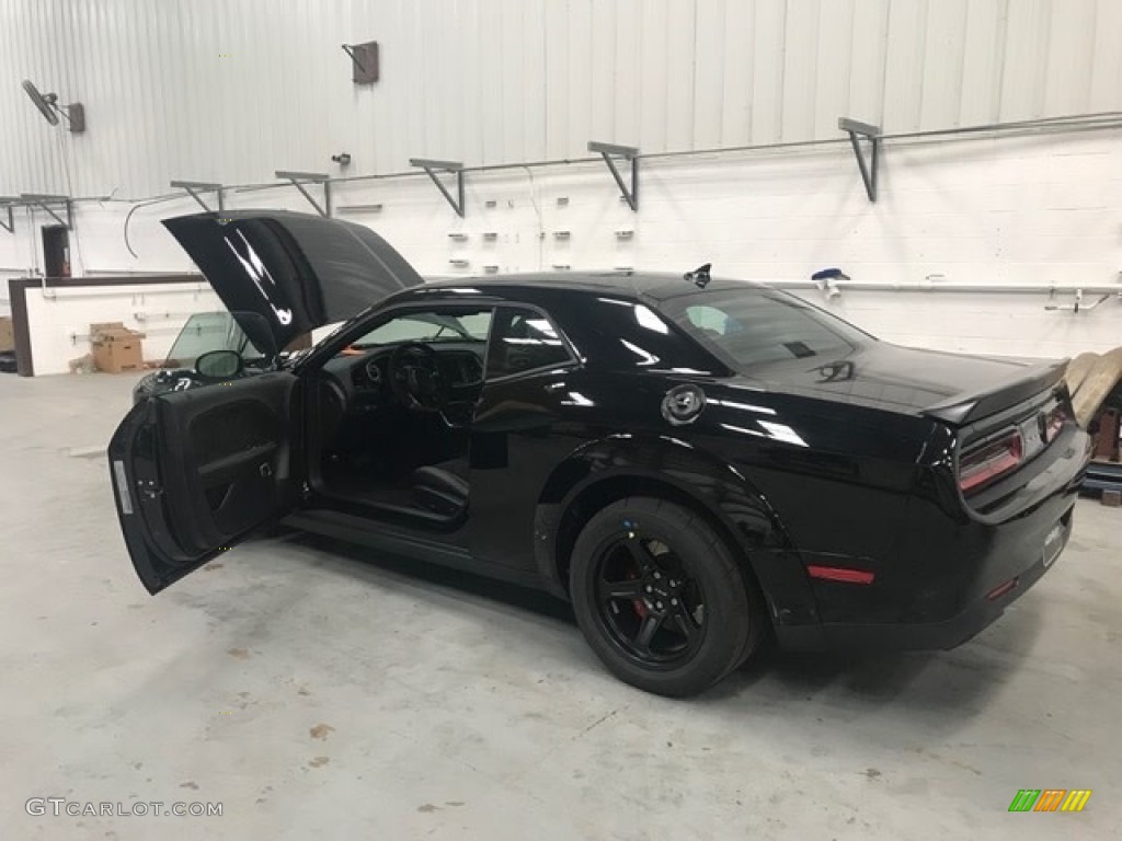 Pitch Black 2018 Dodge Challenger SRT Demon Exterior Photo #129851541