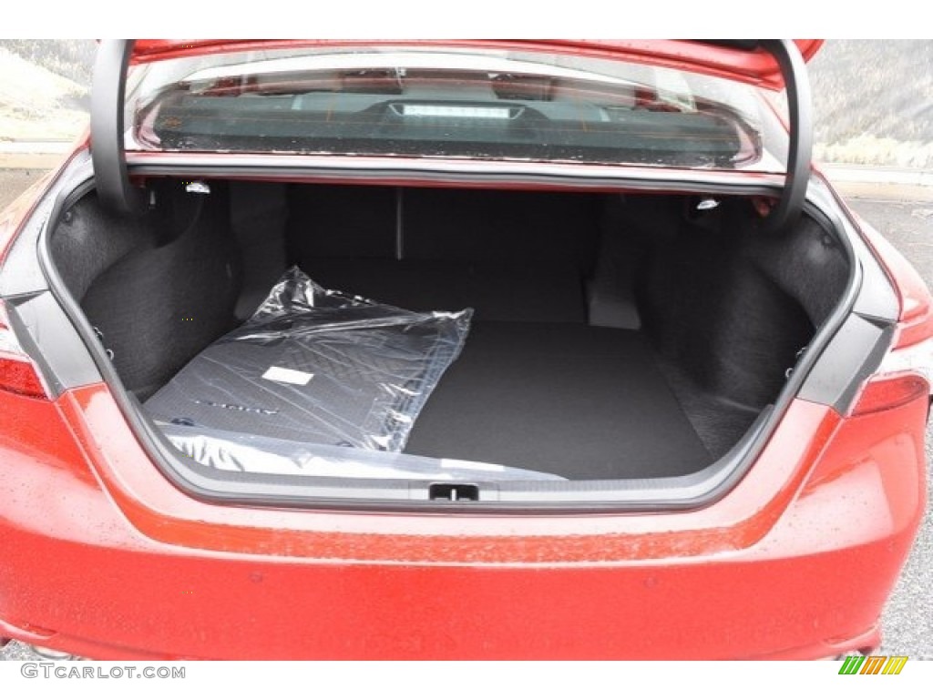 2019 Toyota Camry XSE Trunk Photo #129851649