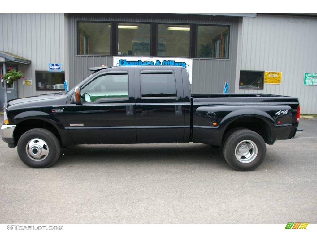 2003 F350 Super Duty Lariat Crew Cab 4x4 Dually - Black / Medium Flint photo #2
