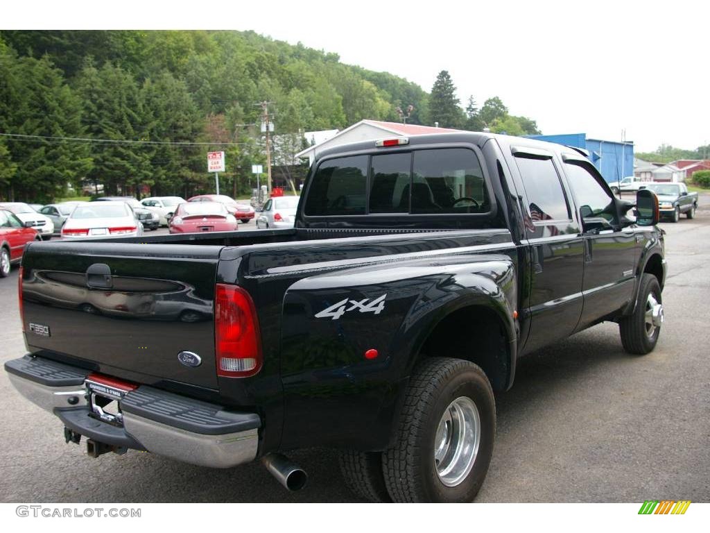 2003 F350 Super Duty Lariat Crew Cab 4x4 Dually - Black / Medium Flint photo #13