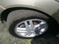 2001 Jackpot Gold Metallic Ford Focus SE Sedan  photo #18