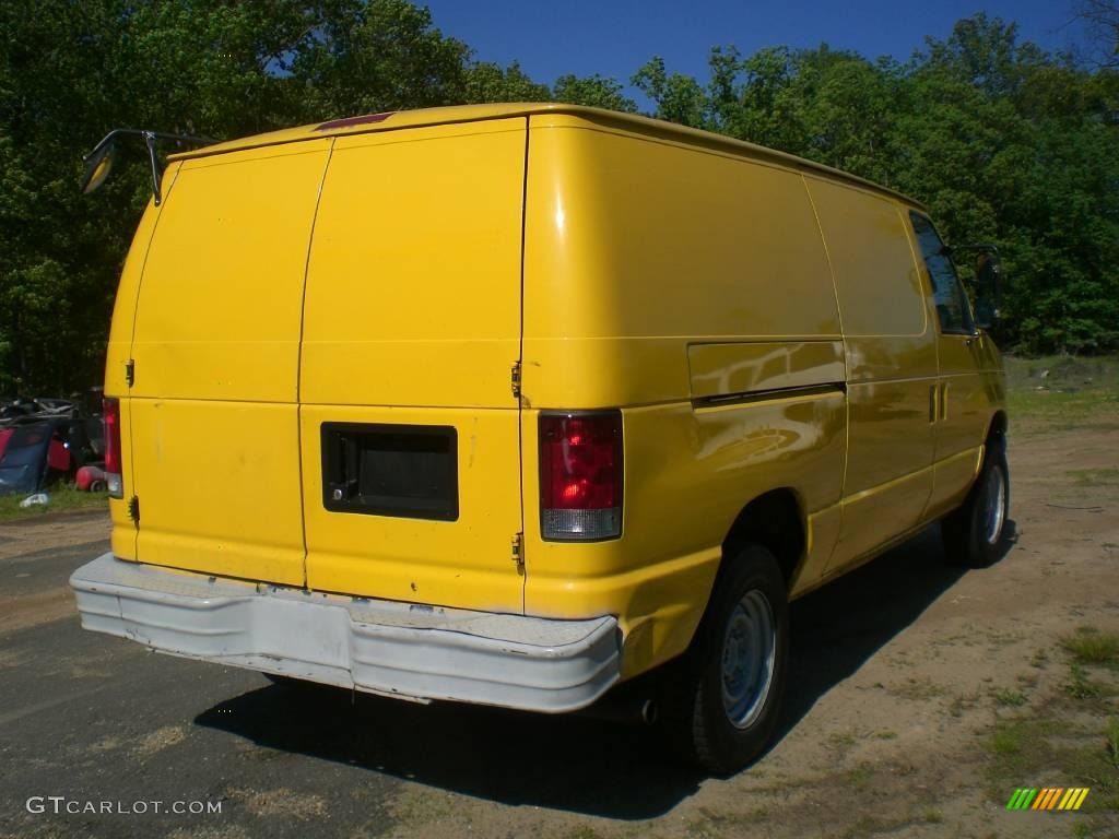 2000 E Series Van E250 Commercial - Yellow / Medium Graphite photo #7