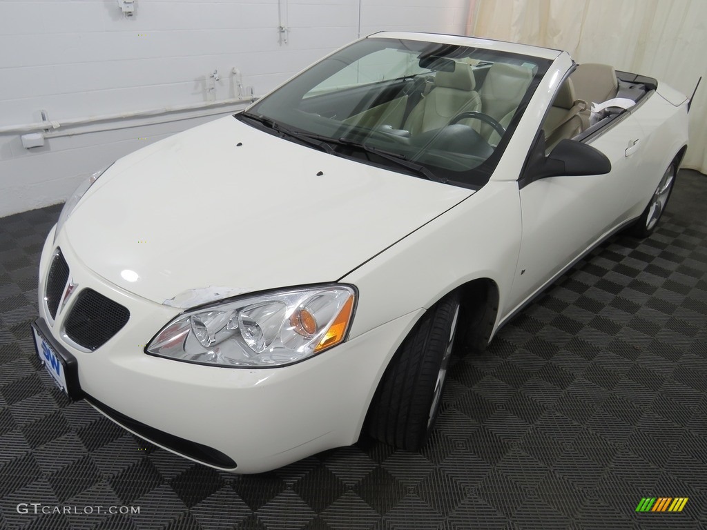 2007 G6 GT Convertible - Ivory White / Light Taupe photo #17