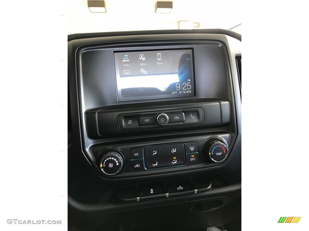 2019 Chevrolet Silverado 3500HD Work Truck Regular Cab Chassis Controls Photo #129860419