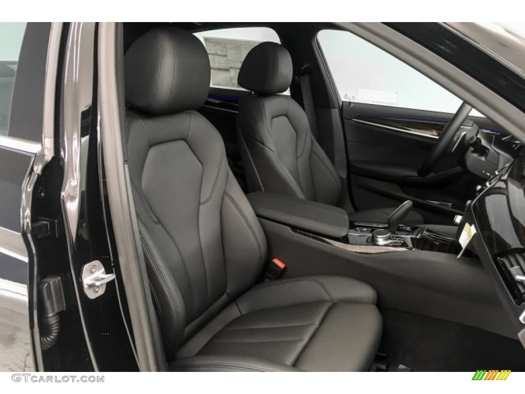 2019 5 Series 530e iPerformance Sedan - Jet Black / Black photo #5