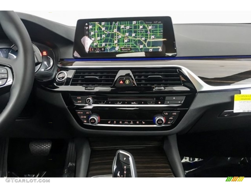 2019 5 Series 530e iPerformance Sedan - Jet Black / Black photo #6