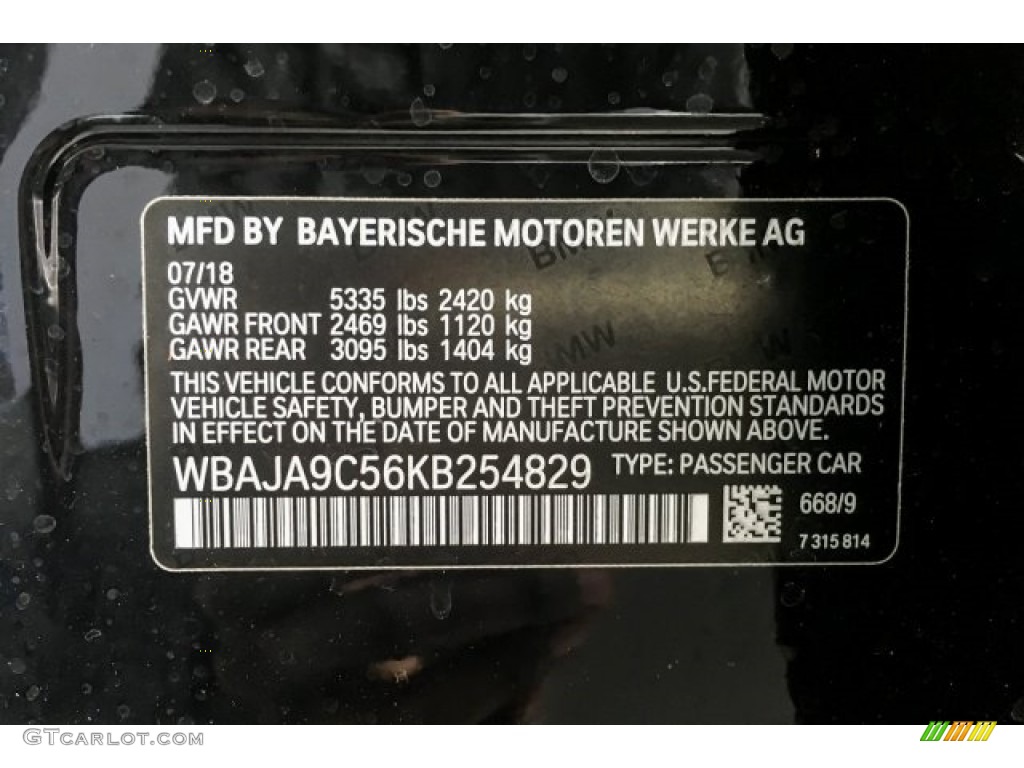2019 5 Series Color Code 668 for Jet Black Photo #129861235