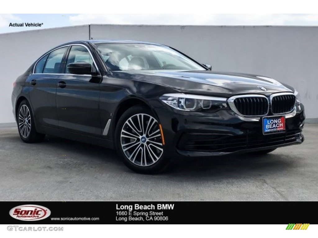 2019 5 Series 530e iPerformance Sedan - Jet Black / Black photo #1