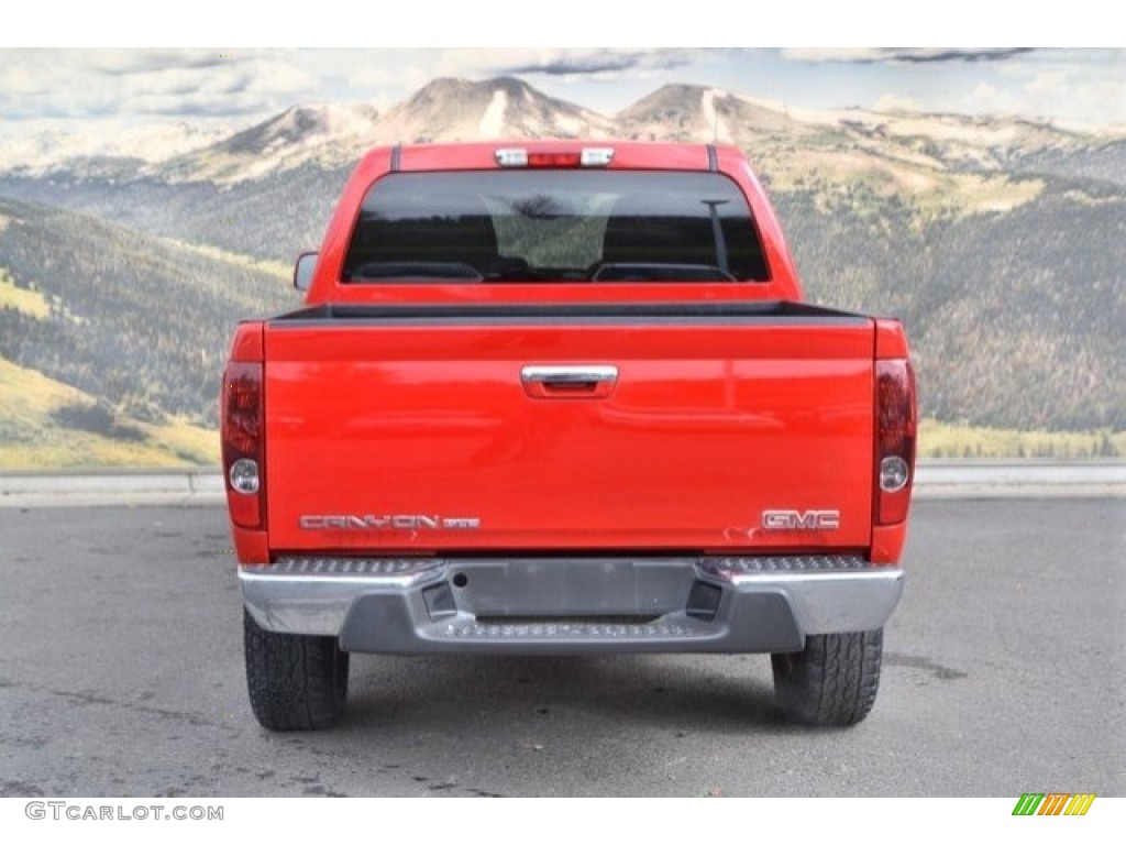 2011 Canyon SLE Crew Cab 4x4 - Fire Red / Ebony photo #9