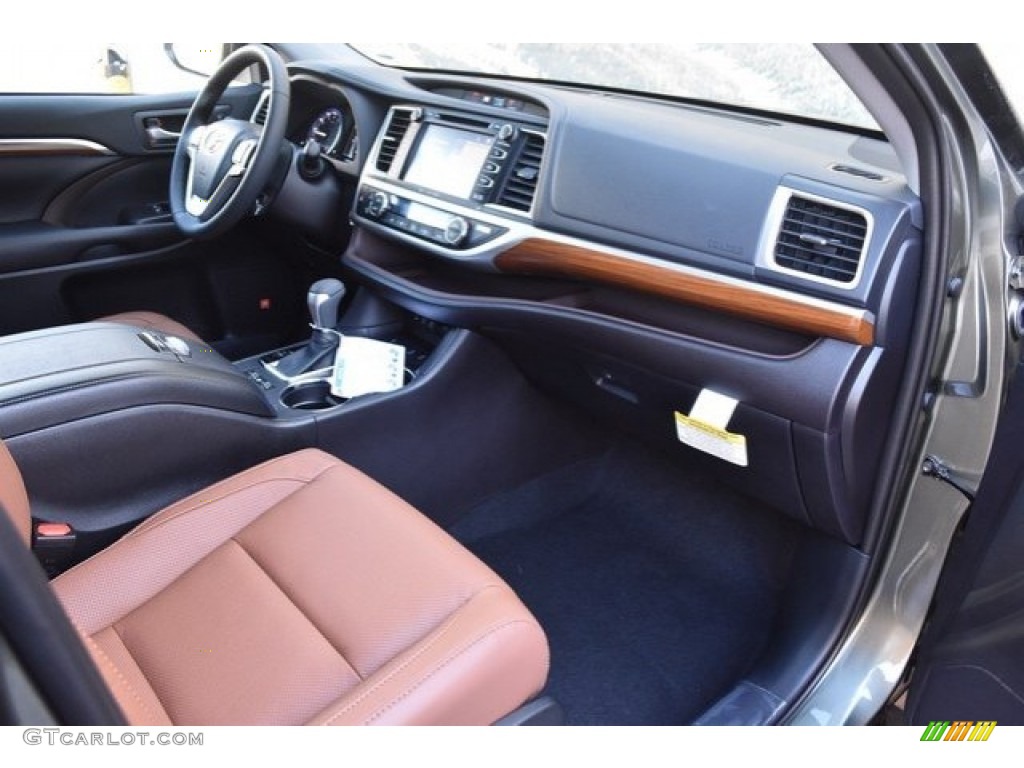 2019 Toyota Highlander Limited AWD Saddle Tan Dashboard Photo #129863362