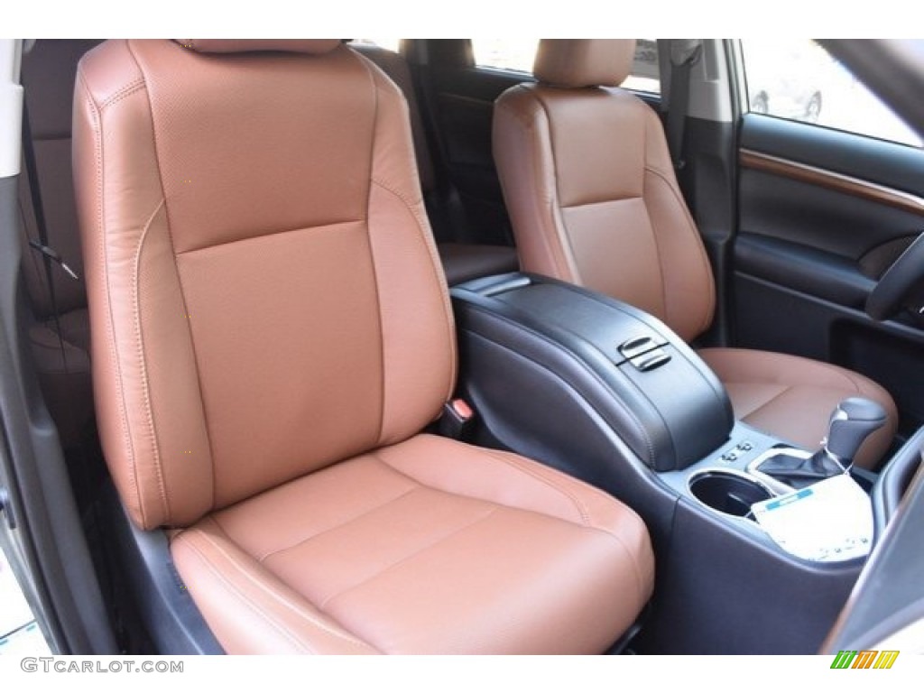 2019 Toyota Highlander Limited AWD Front Seat Photo #129863419