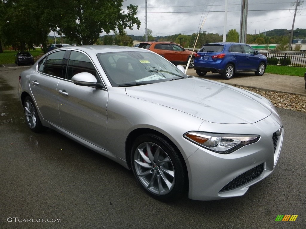 Silverstone Gray Metallic 2019 Alfa Romeo Giulia AWD Exterior Photo #129863950