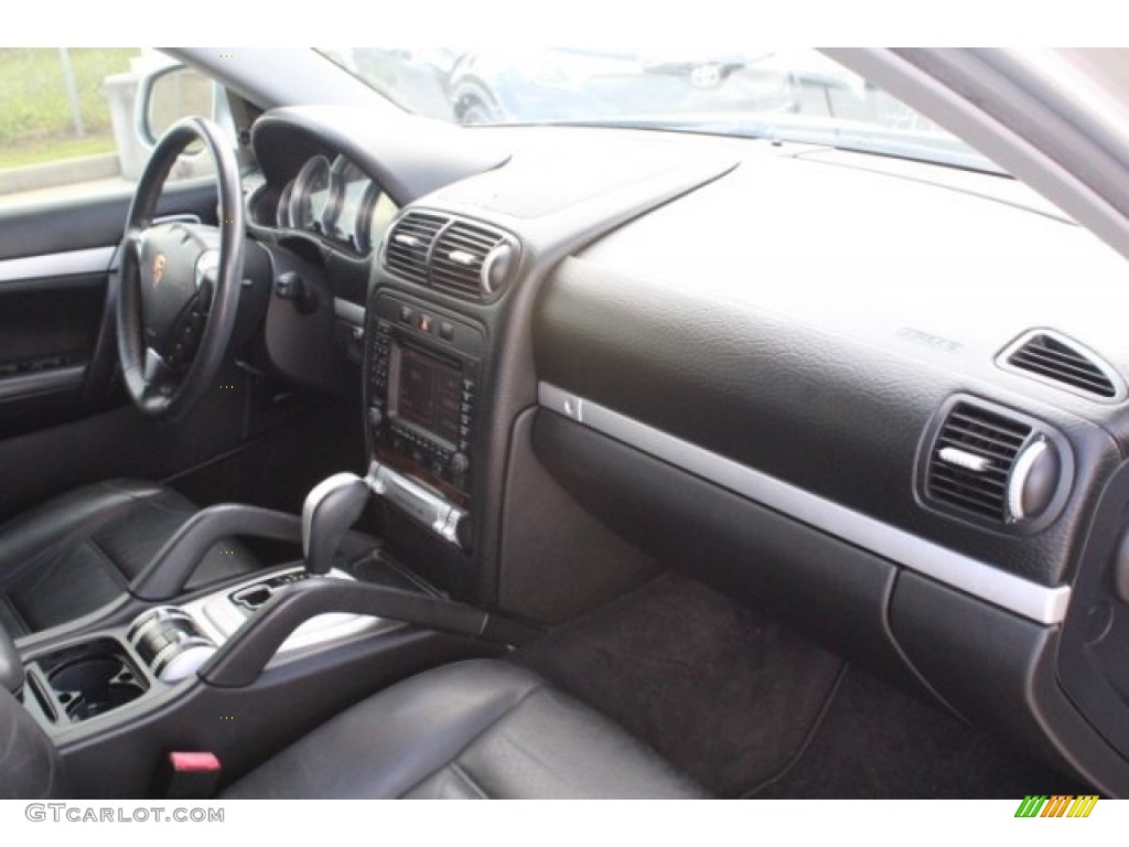 2005 Cayenne S - Crystal Silver Metallic / Black photo #29