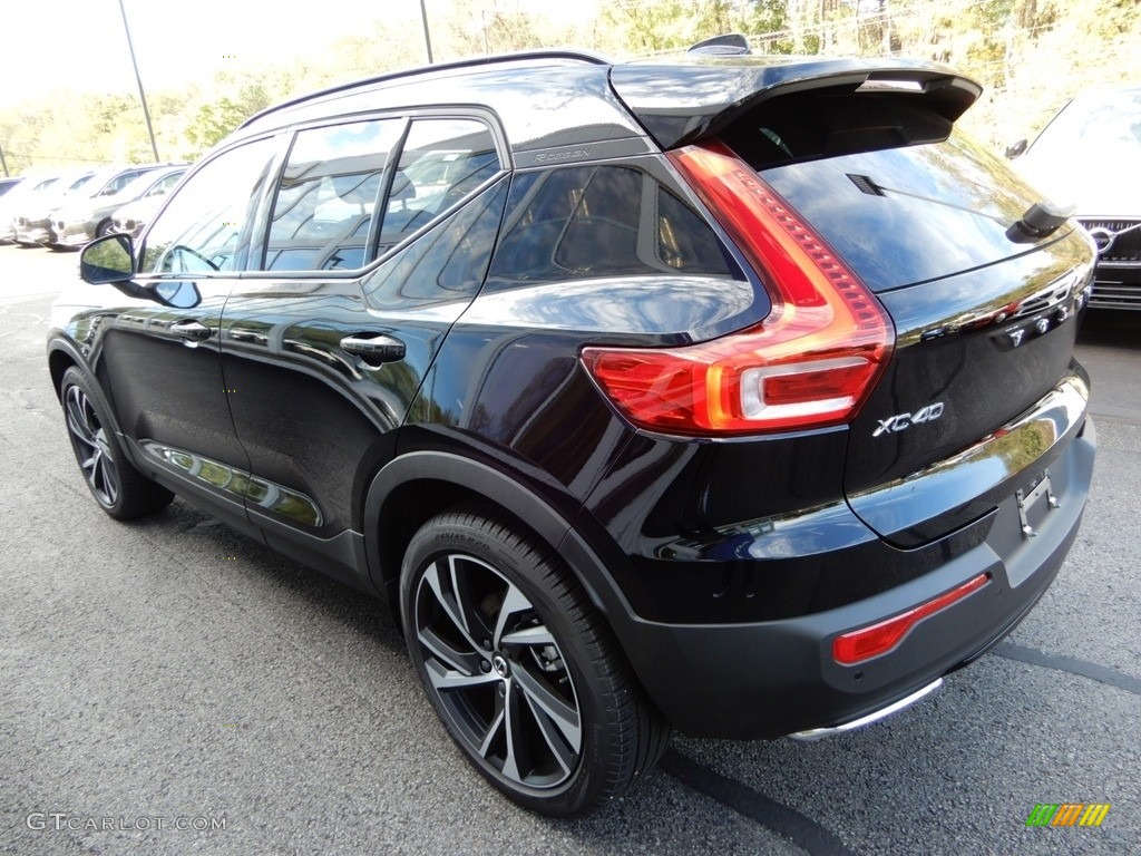 2019 XC40 T5 R-Design AWD - Black Stone / Charcoal photo #6