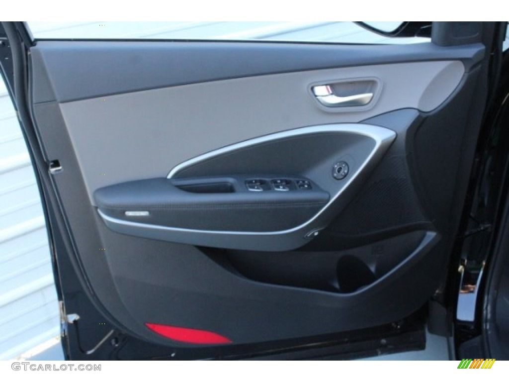 2019 Hyundai Santa Fe XL SE Gray Door Panel Photo #129867385