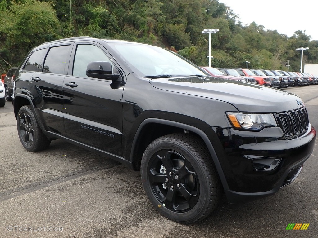 Diamond Black Crystal Pearl 2019 Jeep Grand Cherokee Laredo 4x4 Exterior Photo #129871267