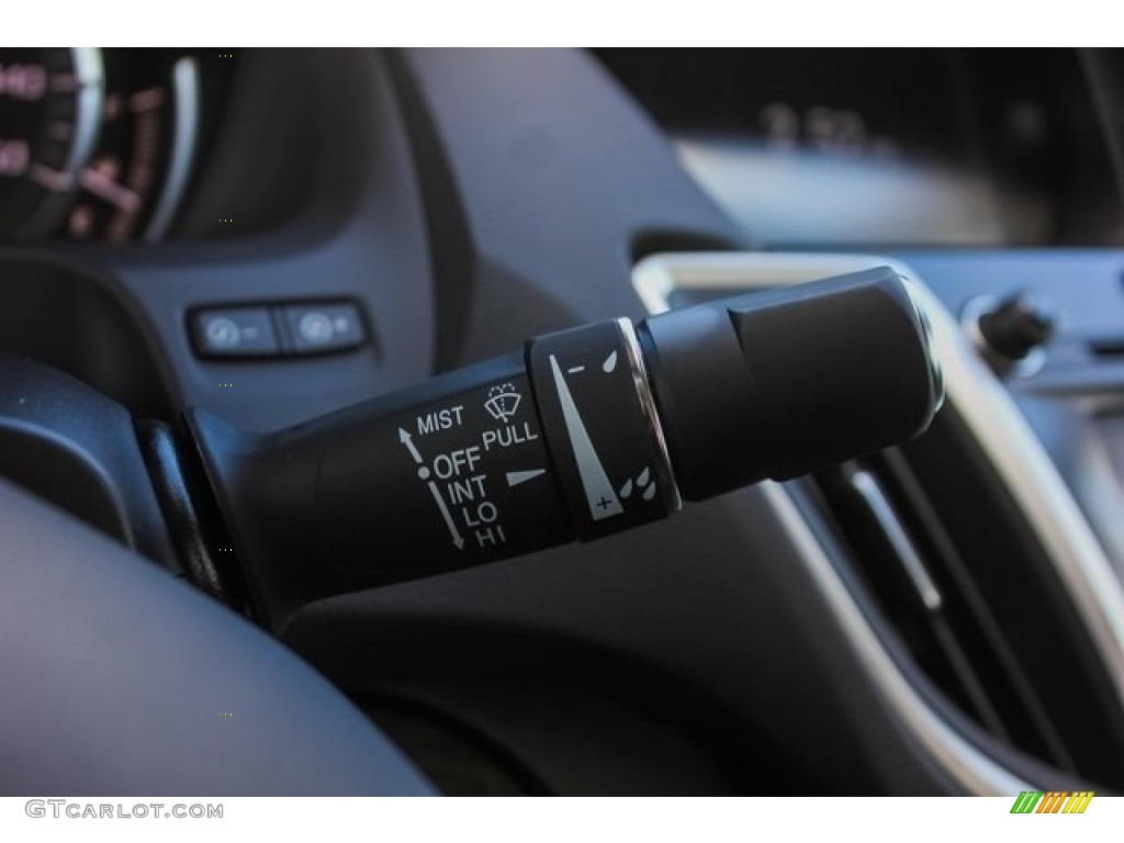 2019 TLX Sedan - Lunar Silver Metallic / Ebony photo #35