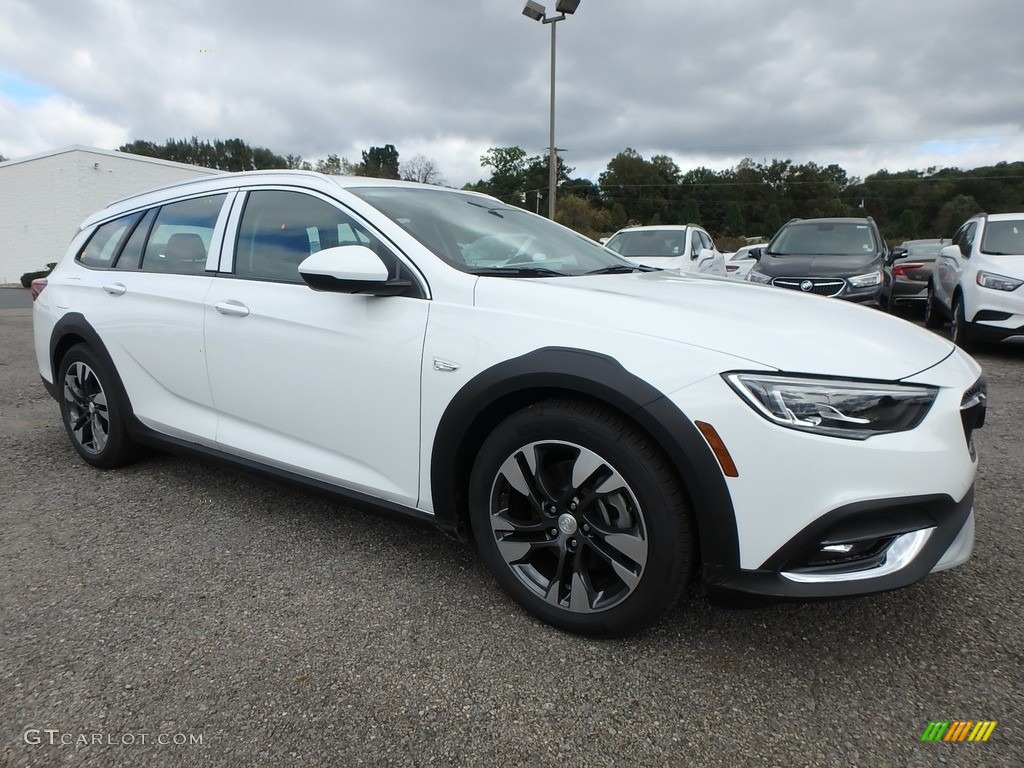 Summit White 2018 Buick Regal TourX Essence AWD Exterior Photo #129877474
