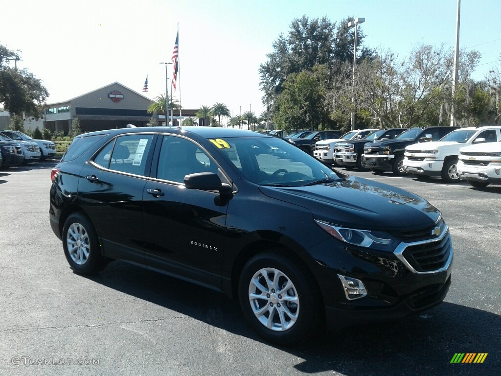 2019 Equinox LS - Mosaic Black Metallic / Medium Ash Gray photo #7